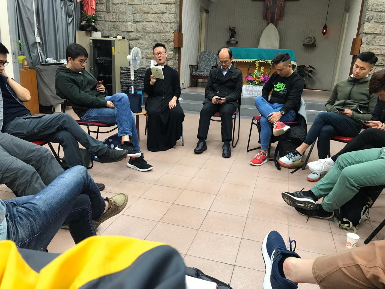 公教 慕道老師及新老師上學期退省 余振強紀念中學